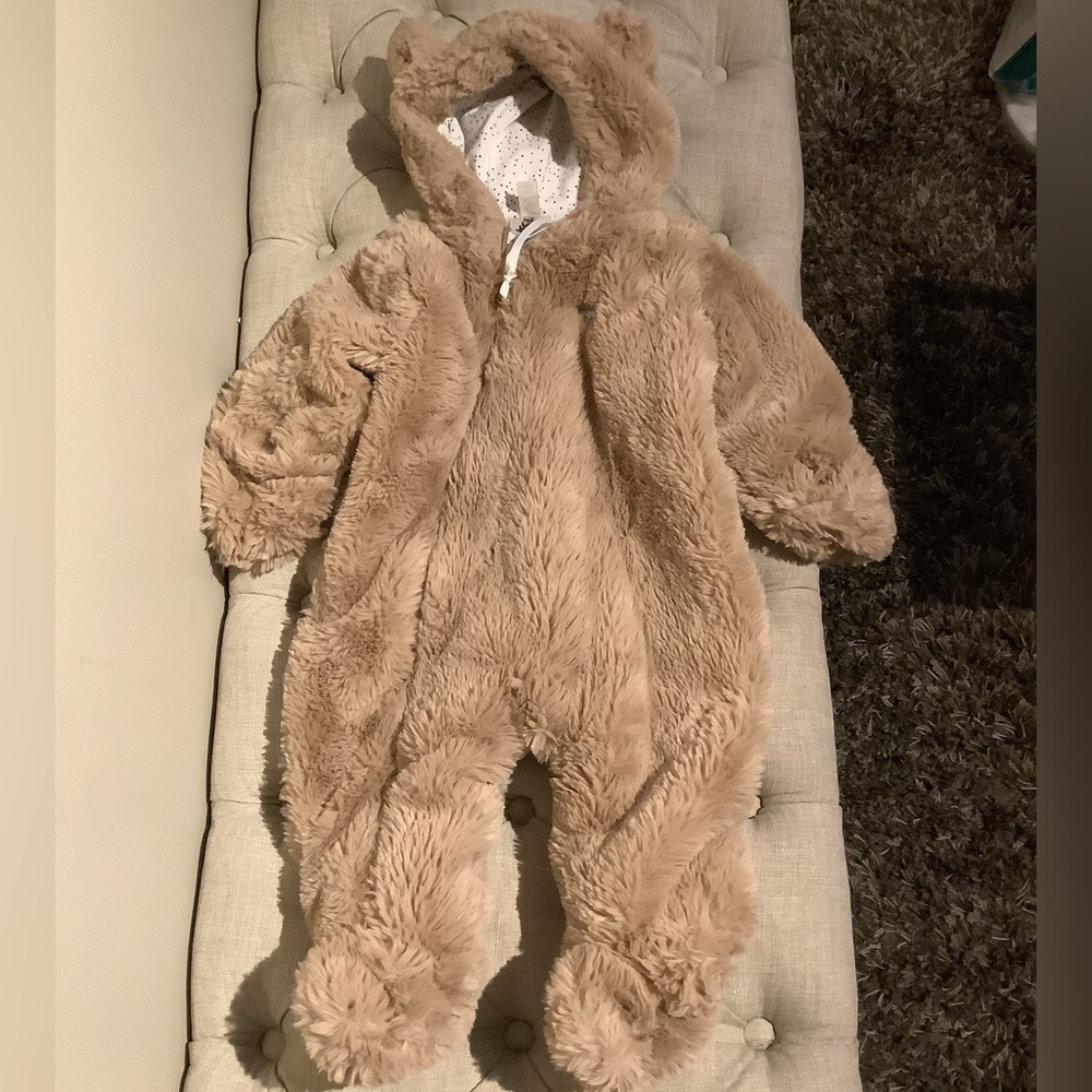 BABY teddy’s winter coat 9-12 month